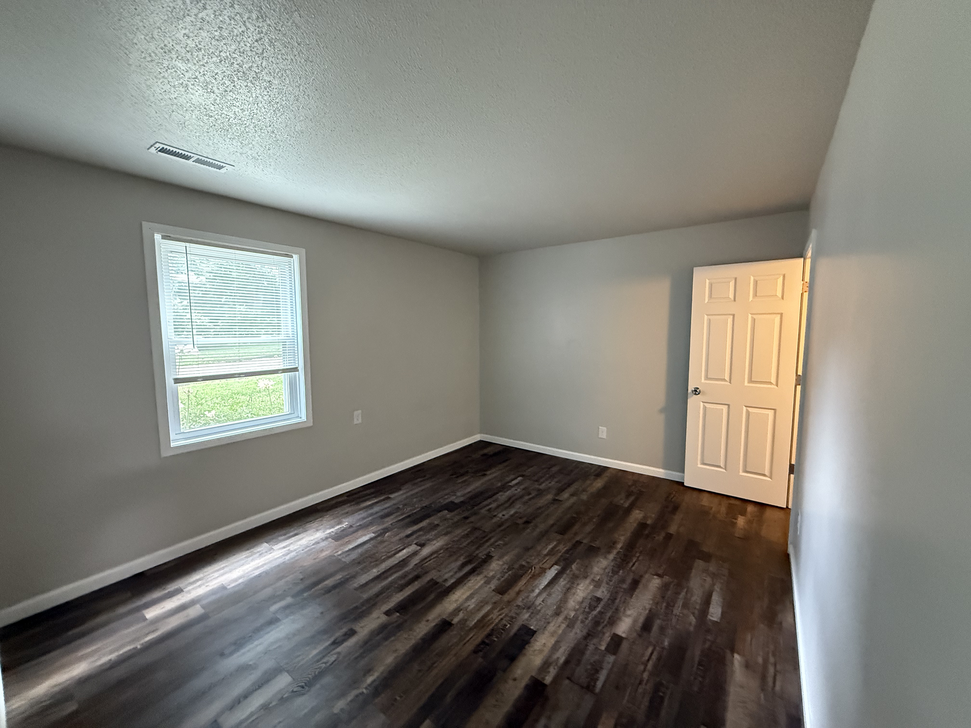 Second Street Apartments - Thumbnail 13